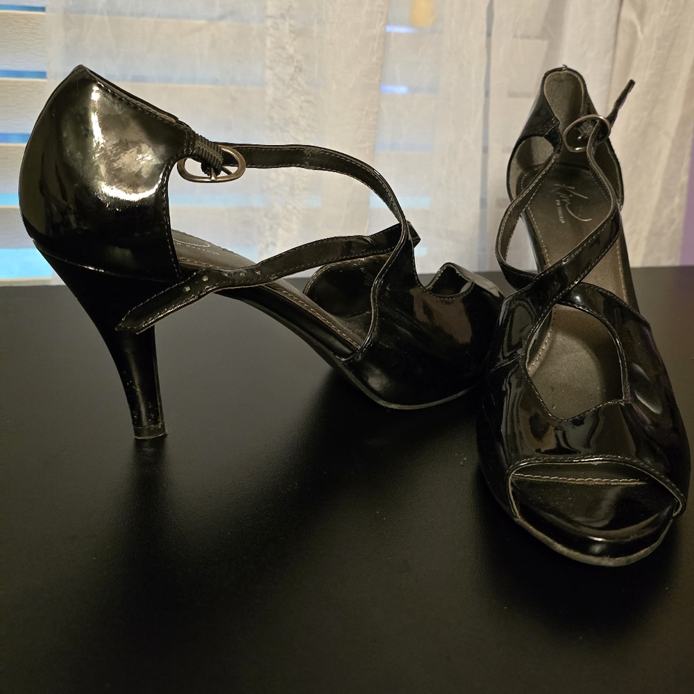 Women's Kim Rogers Black Heels Size 8 $40